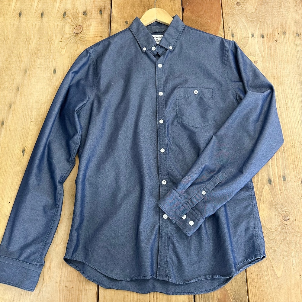 Express Men's Dress Shirt Blue Size M Fitted Sheen Button Down